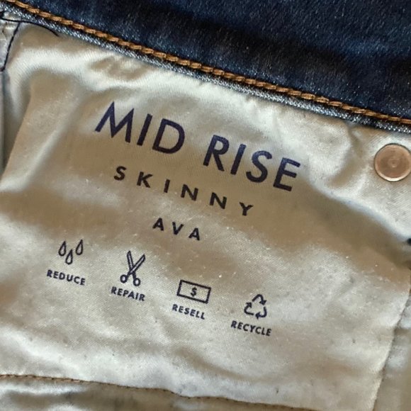 Lucky Brand Ava Mid-Rise Skinny Ankle Jeans - Picture 9 of 13